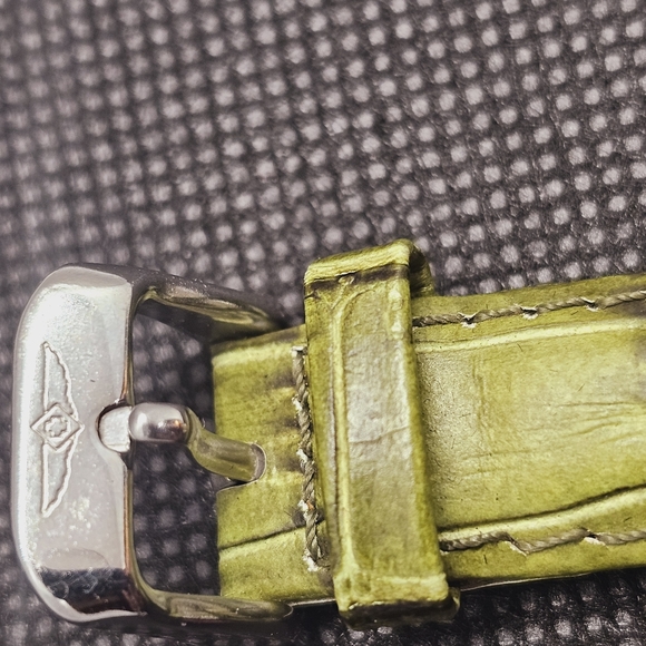 Genuine Invicta Tritnite Night Glow Flame Fusion Crystal Wristwatch - Picture 13 of 14